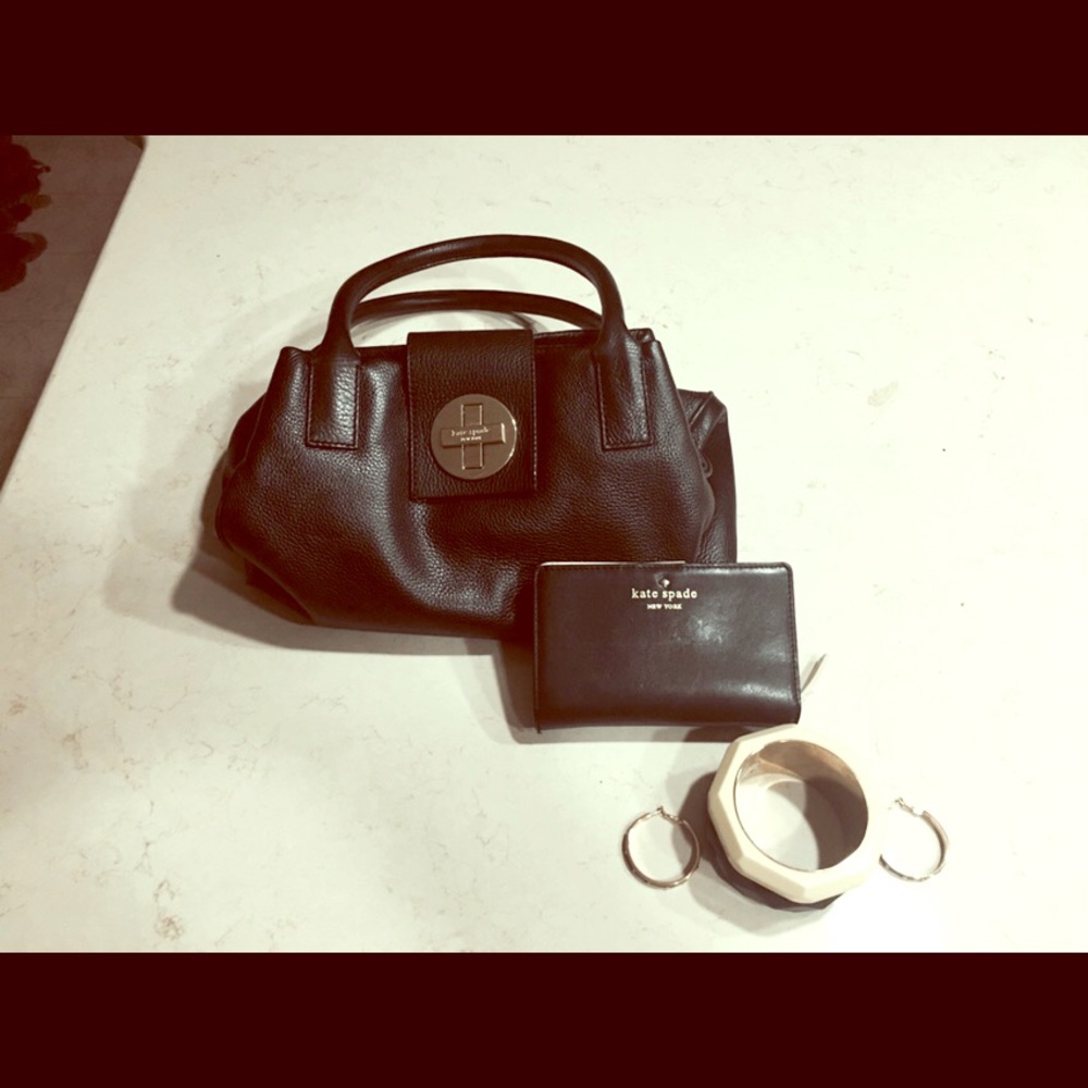 KATE SPADE BLACK HANDBAG